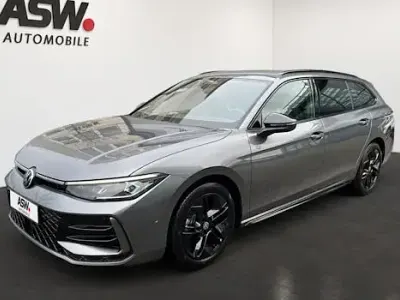 Neu VW Passat R-line 150 PS (110 kW) 2026 Grau Kombi