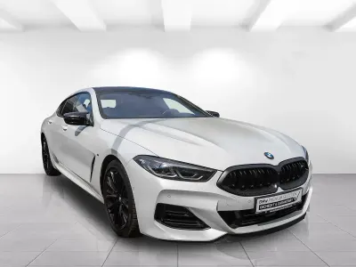 Gebraucht BMW M850 M Performance 530 PS (389 kW) 2023 Mineralweiss metallic Coupé