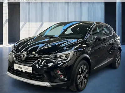 Używany Renault Captur Techno 91 KM (66 kW) 2023 Szary SUV