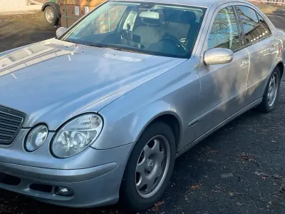 Gebraucht Mercedes 200 2005 Silber Limousine