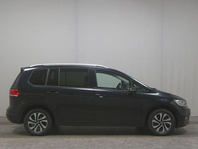 Gebraucht VW Touran Active 150 PS (110 kW) 2022 Schwarz Van / Kleinbus