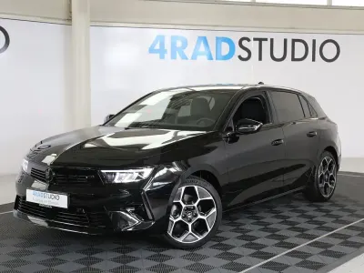 Neu Opel Astra 131 PS (96 kW) 2026 Schwarz Limousine