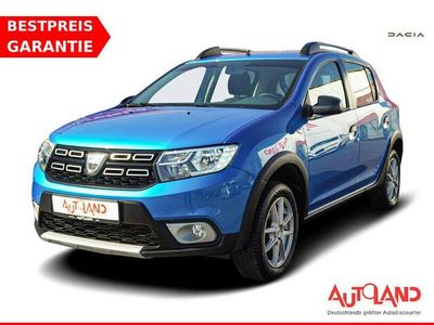 Gebraucht Dacia Sandero Celebration 90 PS (66 kW) 2019 Blau Limousine