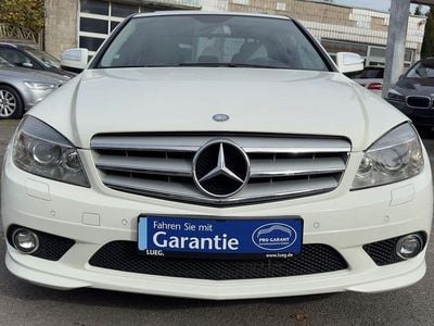 Weiß Gebraucht 2009 Mercedes C230 AMG Limousine | 10.990 € (Etwas zu teuer)