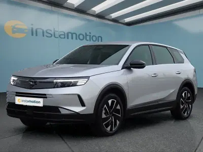 Nouă Opel Grandland X Edition 145 CP (106 kW) 2026 Argintiu SUV