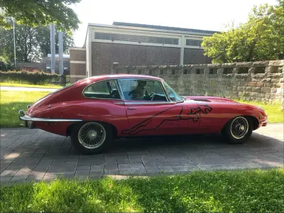 Używany Jaguar E-Type 219 KM (161 kW) 1970 Czerwony Coupe