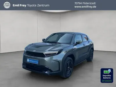 Neu Toyota Urban Cruiser 127 kW (174 PS) 2026 Land breeze green SUV