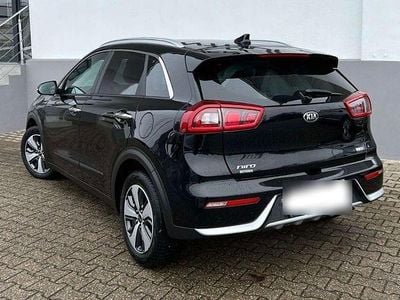 Gebraucht Kia Niro Vision 141 PS (103 kW) 2017 Schwarz SUV