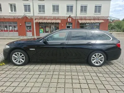 Gebraucht BMW 520 187 PS (137 kW) 2011 Schwarz Kombi