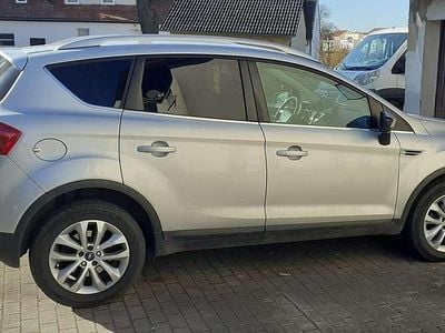 Gebraucht Ford Kuga Titanium 140 PS (102 kW) 2010 Silber SUV