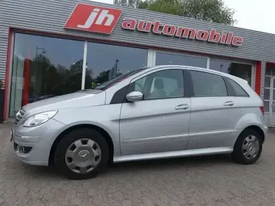 Gebraucht Mercedes B170 116 PS (85 kW) 2006 Silber Van / Kleinbus
