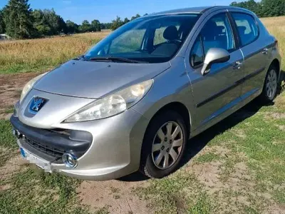 Gebraucht Peugeot 207 120 PS (88 kW) 2008 Grau Limousine