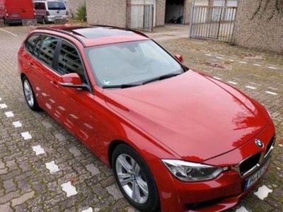 Gebraucht BMW 320 184 PS (135 kW) 2014 Rot Kombi