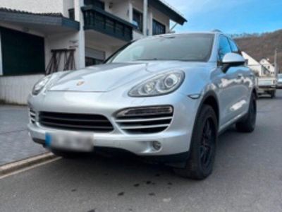 Gebraucht Porsche Cayenne 239 PS (175 kW) 2011 Silber SUV
