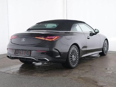 Gebraucht Mercedes CLE200 AMG 204 PS (150 kW) 2025 Schwarz Cabrio