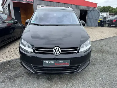 Gebraucht VW Sharan Life 140 PS (102 kW) 2013 Schwarz Van / Kleinbus