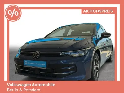 Gebraucht VW Golf VIII Goal 150 PS (110 kW) 2025 Blau Limousine