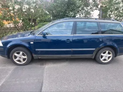Gebraucht VW Passat 102 PS (75 kW) 2003 Blau Kombi