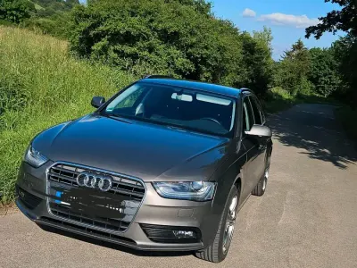 Gebraucht Audi A4 177 PS (130 kW) 2013 Grau Kombi