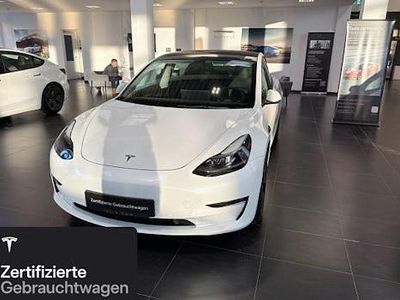 Weiß Gebraucht 2021 Tesla Model 3 Long Range RWD Limousine | 31.000 €