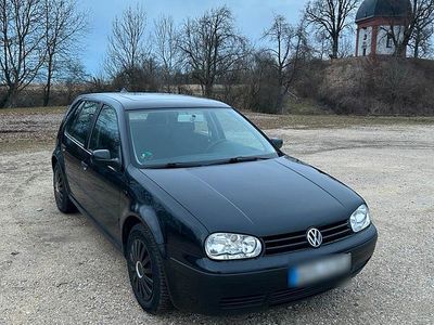 Gebraucht VW Golf IV 75 PS (55 kW) 2002 Schwarz Kleinwagen