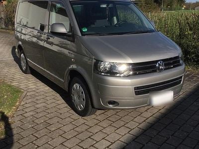 Usata VW Caravelle 140 CV (102 kW) 2010 Beige Furgone