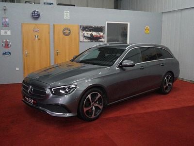 Grau Gebraucht 2020 Mercedes E220 Avantgarde Kombi | 27.999 € (Fairer Preis)