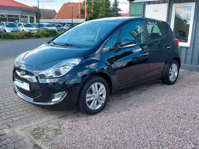Gebraucht Hyundai ix20 Edition 90 PS (66 kW) 2015 Schwarz Kleinwagen