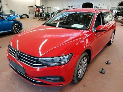 Tornadorot Gebraucht 2023 VW Passat Business Kombi | 15.490 €