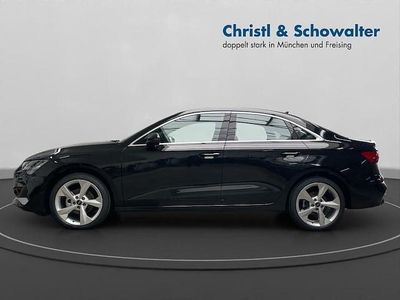 Second-hand Audi A3 Advanced 150 CP (110 kW) 2025 Negru Berlinǎ