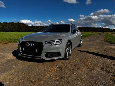 Gebraucht Audi A4 Sport 252 PS (185 kW) 2018 Grau Kombi