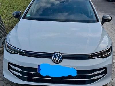 Gebraucht VW Golf VIII Goal 116 PS (85 kW) 2024 Weiß Limousine