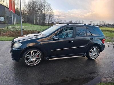 Gebraucht Mercedes ML420 306 PS (225 kW) 2007 Schwarz SUV