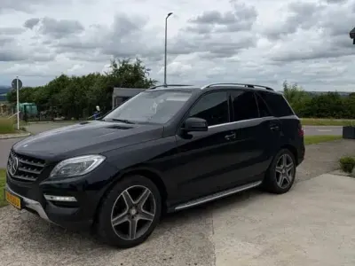 Gebraucht Mercedes ML350 258 PS (189 kW) 2012 Schwarz SUV