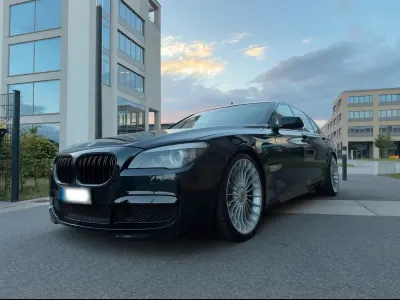 Gebraucht BMW 730 M Sport 326 PS (239 kW) 2010 Blau Limousine