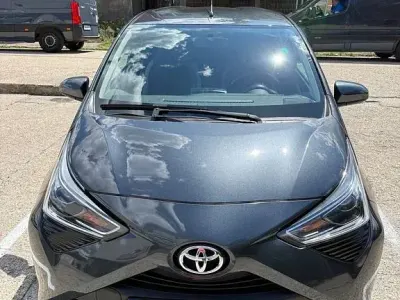 Gebraucht Toyota Aygo 72 PS (52 kW) 2019 Grau Kleinwagen