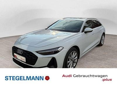 Gletscherweiß metallic Gebraucht 2025 Audi A5 Ambiente Kombi | 49.390 €