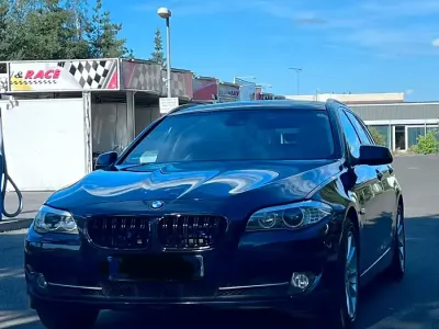 Gebraucht BMW 520 184 PS (135 kW) 2011 Blau Kombi