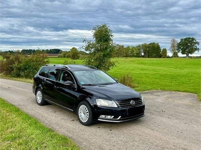 Schwarz Gebraucht 2012 VW Passat Highline Kombi | 8.300 € (Fairer Preis)