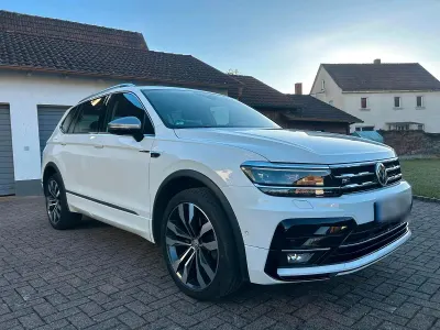 Gebraucht VW Tiguan Allspace Highline 239 PS (175 kW) 2020 Weiß SUV