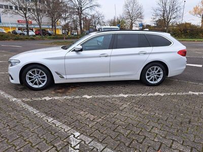 gebraucht BMW 520 i Touring- Perlweiß, 8 Reifen