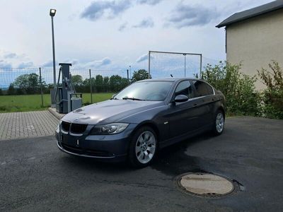 gebraucht BMW 325 i e90