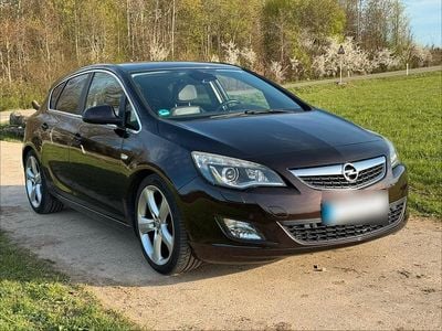 Gebraucht Opel Astra OPC 180 PS (132 kW) 2011 Braun Limousine