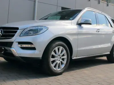 Gebraucht Mercedes ML350 258 PS (189 kW) 2013 Silber SUV