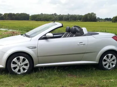 Gebraucht Opel Tigra Edition 90 PS (66 kW) 2007 Silber Cabrio
