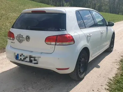 Gebraucht VW Golf VI Comfortline 102 PS (75 kW) 2009 Weiß Kleinwagen