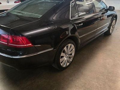 Second-hand VW Phaeton 334 CP (245 kW) 2012 Negru Berlinǎ