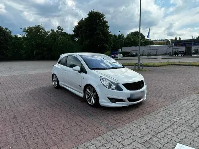 Gebraucht Opel Corsa Edition 125 PS (91 kW) 2007 Weiß Kleinwagen