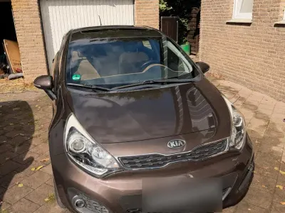 Gebraucht Kia Rio 86 PS (63 kW) 2012 Andere farben Kleinwagen