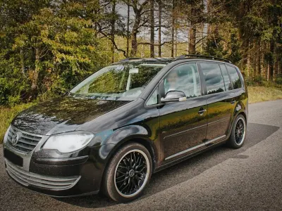 Gebraucht VW Touran 102 PS (75 kW) 2007 Schwarz Van / Kleinbus